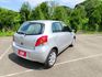 2010Toyota Yaris 1.5 G版 銀色 大家最愛的小鴨鴨  第6張縮圖