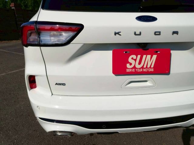 2024 Ford Kuga EcoBoost 250 AWD ST-Line Performance 白  第10張相片