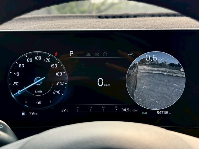 2023 Kia Sportage X-Line 4WD 深藍色到店~~  第17張相片