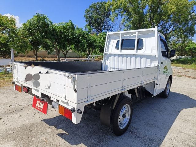 2024年 TOYOTA TOWN ACE 白1.5 自排 宛如新車  第6張相片