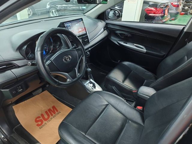 2017年 TOYOTA VIOS 1.5 黑  國民省油代步車來囉 低油耗讓你不怕風吹雨打  第10張相片