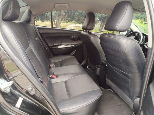 2017年 TOYOTA VIOS 1.5 黑  國民省油代步車來囉 低油耗讓你不怕風吹雨打  第13張相片