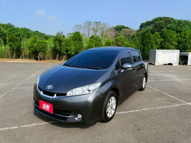 2011 Toyota Wish 2.0 E 灰色 七人座魔術大空間  第2張相片