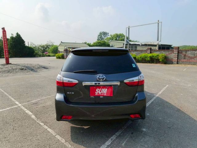 2011 Toyota Wish 2.0 E 灰色 七人座魔術大空間  第7張相片