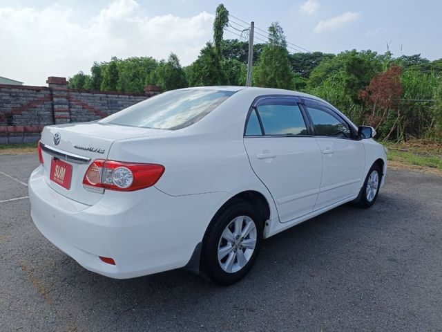 2011年 TOYOTA ALTIS 1.8白 大家最愛的國民省油車  第6張相片