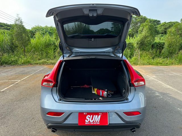 2018年VOLVO V40 2.0柴油 一級省油車  第6張相片