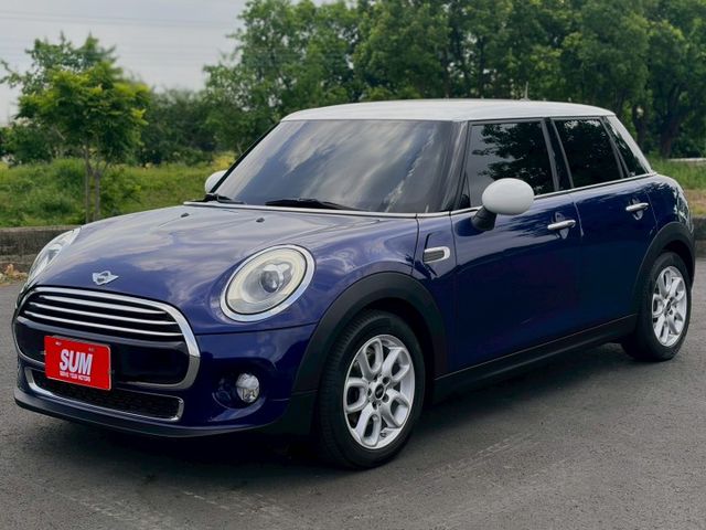 2017 Mini Hatch 5D Cooper 深藍 1.5CC  第2張相片