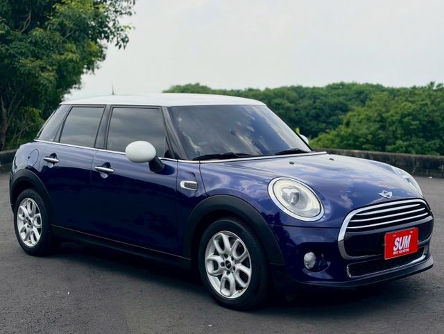 2017 Mini Hatch 5D Cooper 深藍 1.5CC  第4張相片