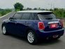 2017 Mini Hatch 5D Cooper 深藍 1.5CC  第9張縮圖