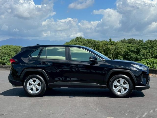 2020 Toyota RAV4 2.0豪華 黑  第5張相片