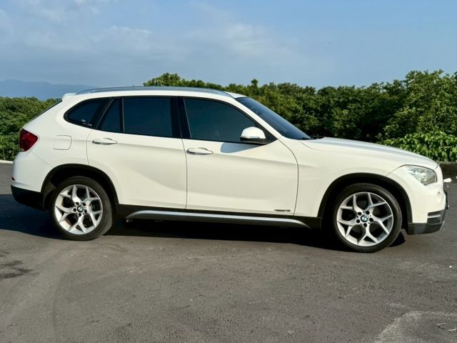 2013 BMW X1 sDrive18i xLine 白  第5張相片