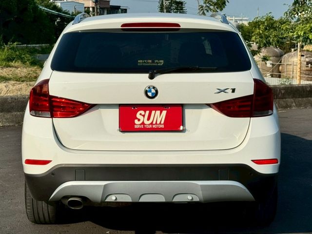 2013 BMW X1 sDrive18i xLine 白  第7張相片