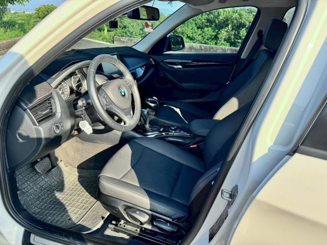 2013 BMW X1 sDrive18i xLine 白  第11張相片