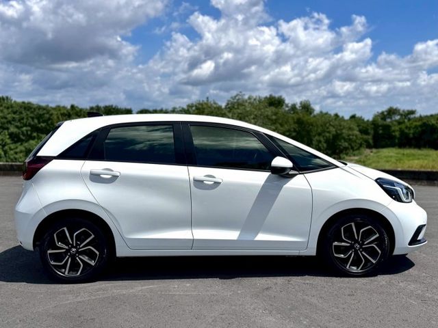 2022 Honda Fit e：HEV油電版 白  第10張相片