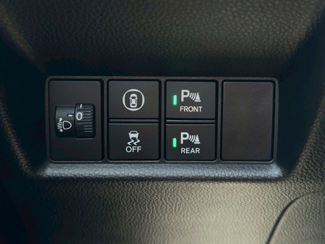 2022 Honda Fit e：HEV油電版 白  第16張相片