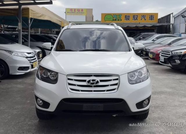 HYUNDAI現代 SANTA FE  第3張相片