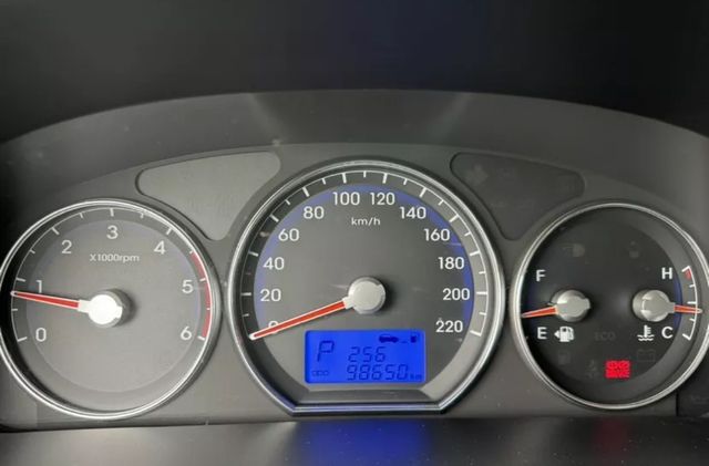 HYUNDAI現代 SANTA FE  第7張相片