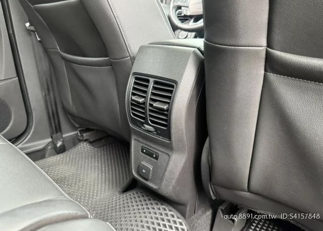 FORD福特 KUGA  第18張相片