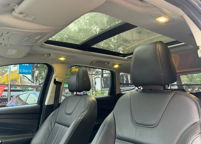 FORD福特 KUGA  第12張相片