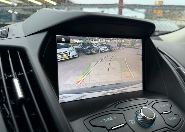 FORD福特 KUGA  第18張相片