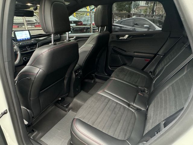 FORD福特 KUGA  第19張相片