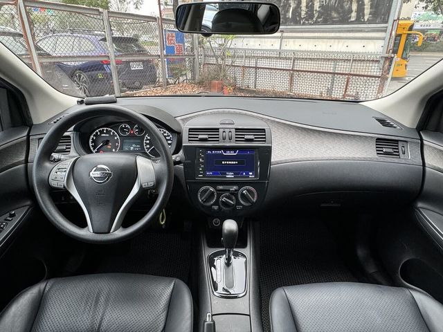 NISSAN日產 TIIDA  第9張相片