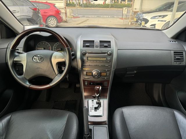 TOYOTA豐田 ALTIS  第9張相片