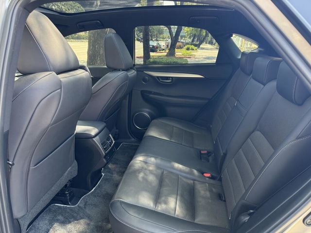 LEXUS凌志 NX300  第6張相片