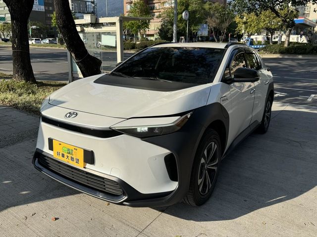 TOYOTA豐田 BZ4X  第1張相片