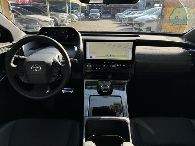 TOYOTA豐田 BZ4X  第2張相片