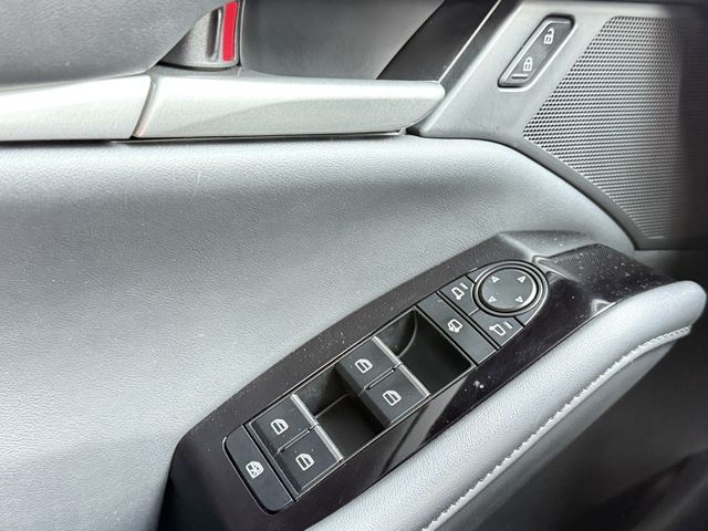 MAZDA馬自達 MAZDA 3  第16張相片