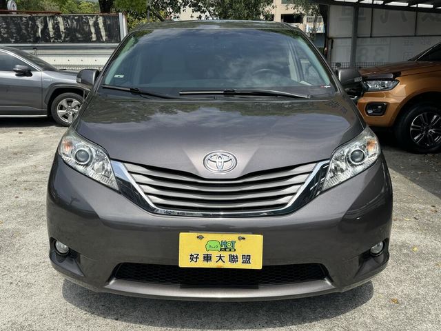 TOYOTA豐田 SIENNA  第5張相片