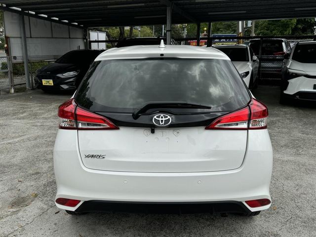 TOYOTA豐田 YARIS  第2張相片