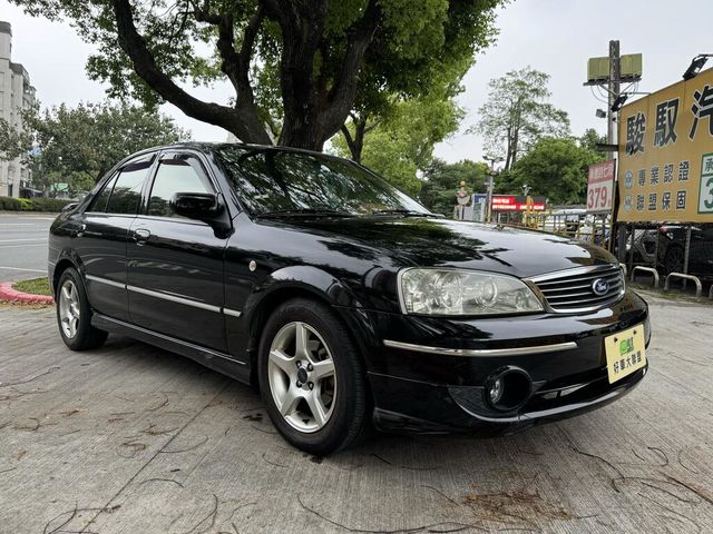 FORD福特 TIERRA  第2張相片