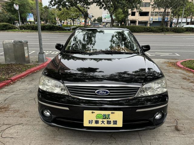 FORD福特 TIERRA  第5張相片