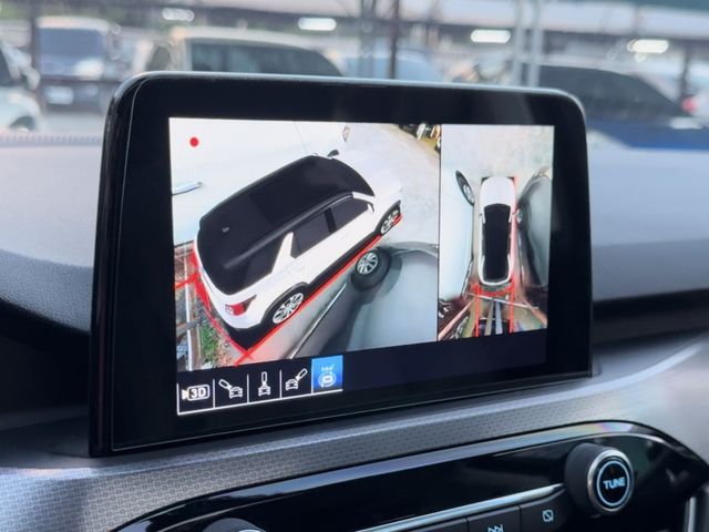 FORD福特 KUGA  第14張相片