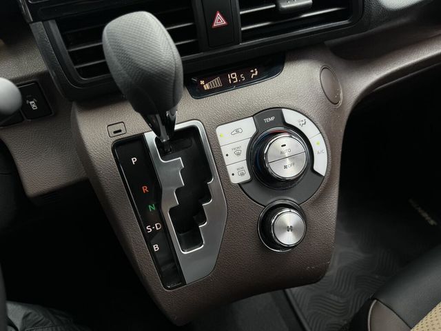 TOYOTA豐田 SIENTA  第12張相片