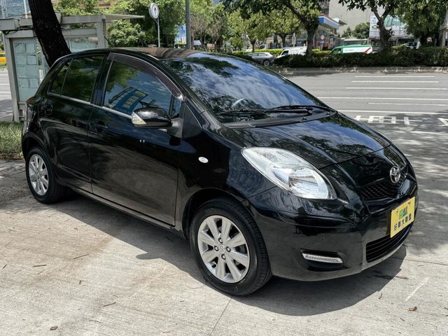 TOYOTA豐田 YARIS  第2張相片