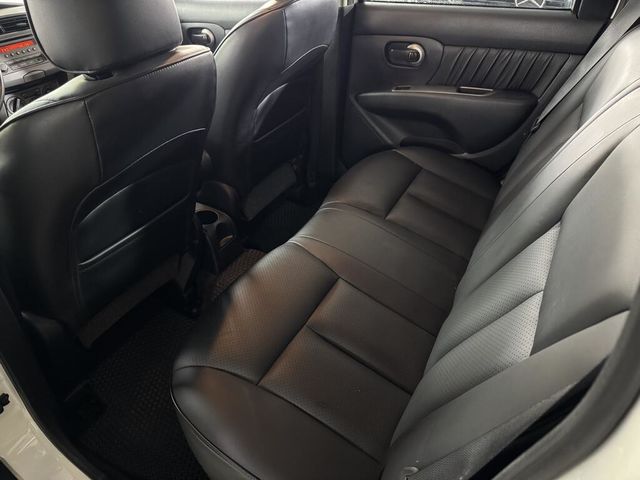 NISSAN日產 LIVINA  第6張相片