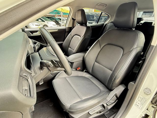 FORD福特 FOCUS  第7張相片