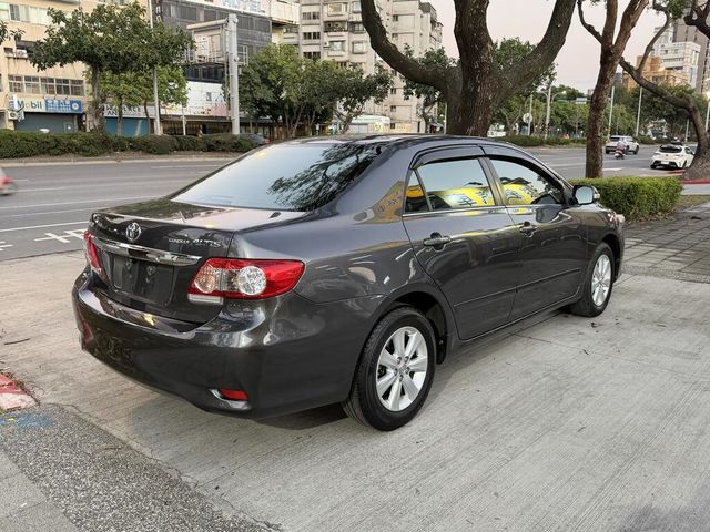 TOYOTA豐田 ALTIS  第3張相片