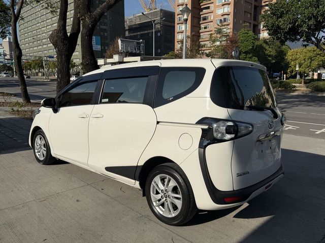 TOYOTA豐田 SIENTA  第3張相片