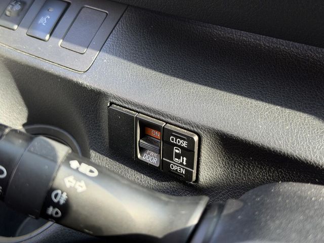 TOYOTA豐田 SIENTA  第14張相片