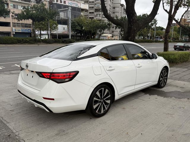 NISSAN日產 SENTRA  第3張相片