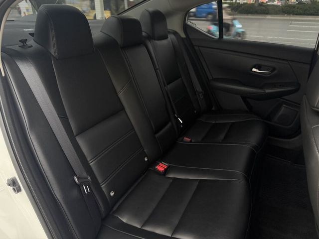 NISSAN日產 SENTRA  第10張相片