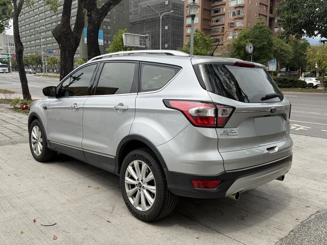 FORD福特 KUGA  第3張相片