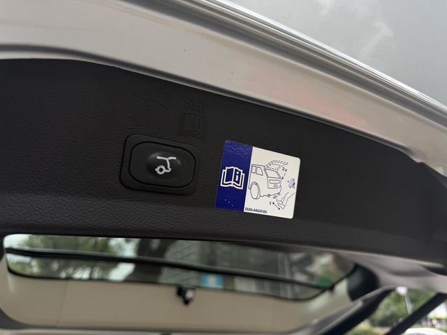 FORD福特 KUGA  第18張相片