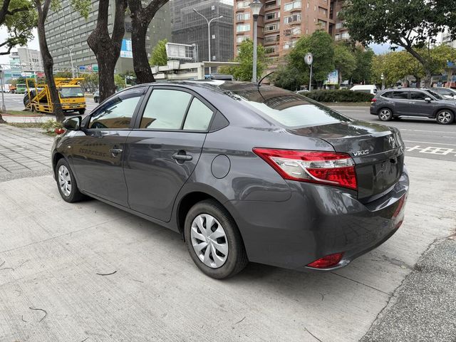 TOYOTA豐田 VIOS  第3張相片