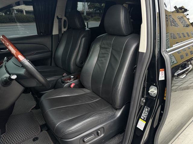 TOYOTA豐田 PREVIA  第9張相片