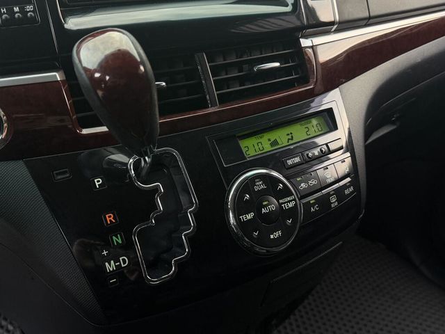 TOYOTA豐田 PREVIA  第15張相片